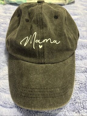Mama Embroidered Cap